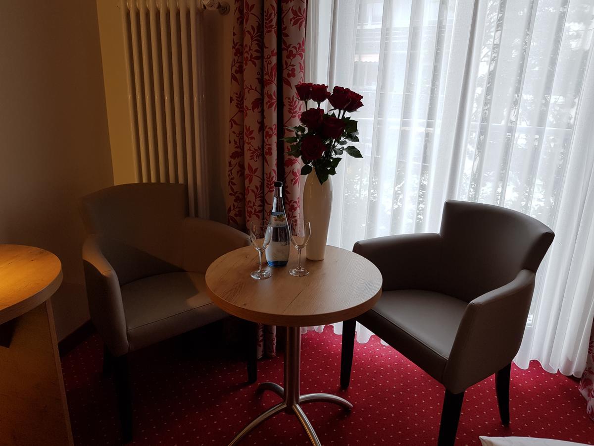 Auszeit Am Park Hotel Bad Durkheim Bagian luar foto