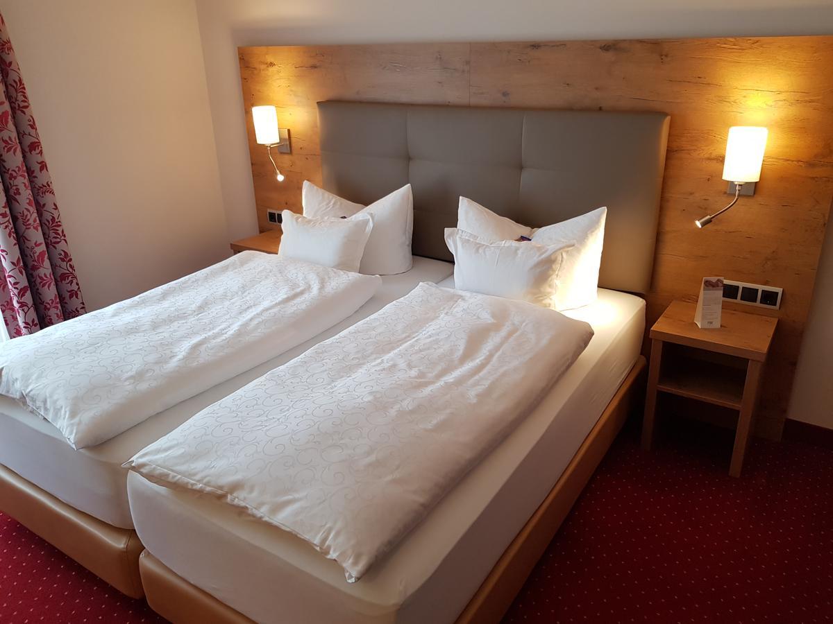 Auszeit Am Park Hotel Bad Durkheim Bagian luar foto